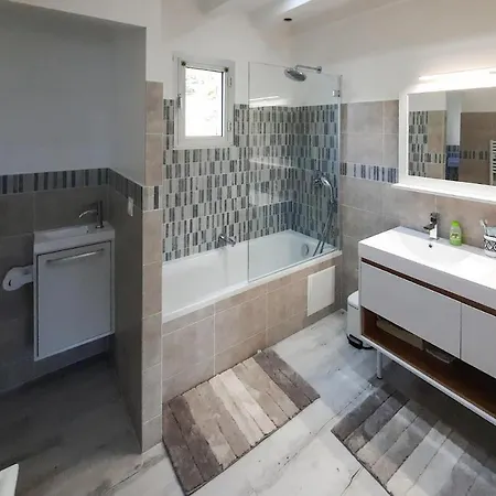 Gorgeous In With Kitchen * Moëlan-sur-Mer